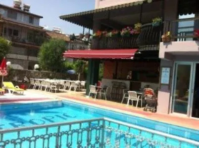 Tropic Marina Lägenhetshotell Marmaris