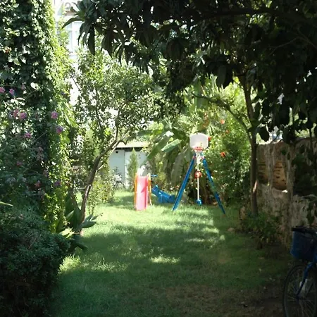 Aparthotel Tropic Marina 2*