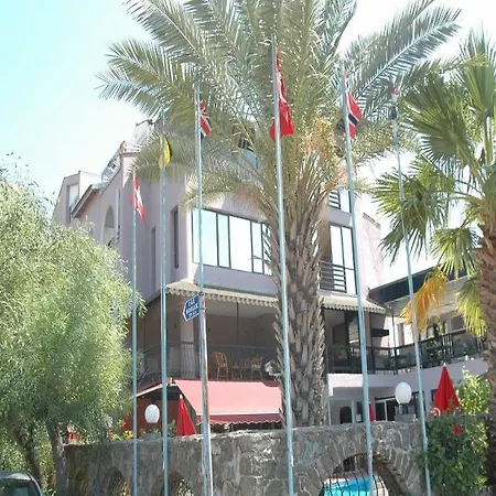 Aparthotel Tropic Marina