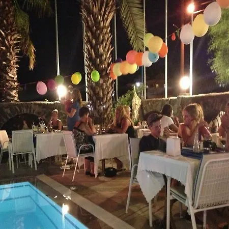 Tropic Marina Aparthotel