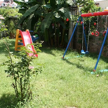 Tropic Marina Aparthotel 2*