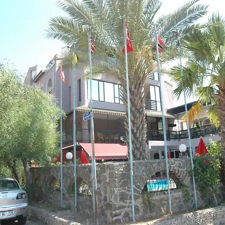 Appart hôtel Tropic Marina 2*